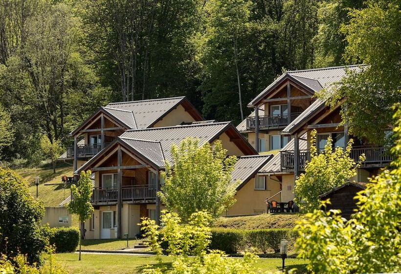 リゾートホテル Garden & City Evian Lugrin