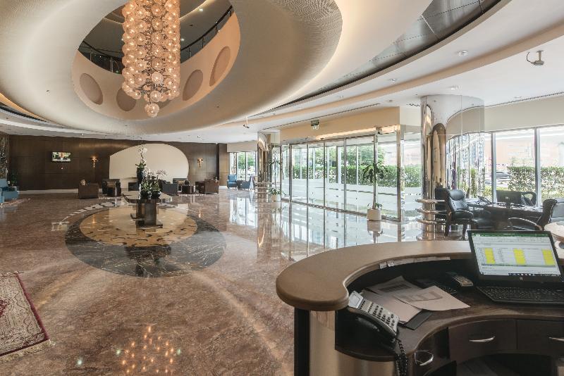 Staybridge Suites Dubai Internet City, An Ihg