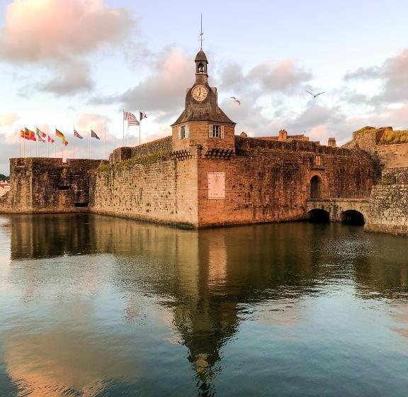 호스텔 Auberge De Jeunesse De Concarneau