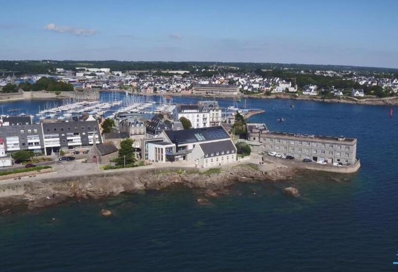 호스텔 Auberge De Jeunesse De Concarneau