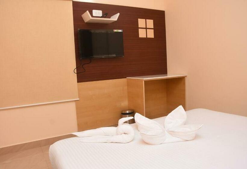 旅馆 Murali's Kudil