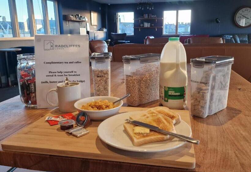 旅馆 Radcliffes Lodge