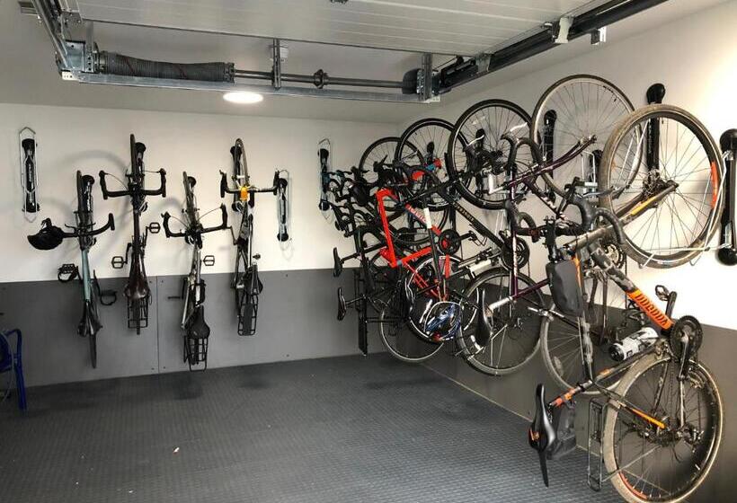 旅馆 Radcliffes Lodge