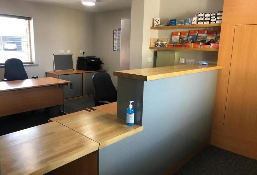 旅馆 Radcliffes Lodge