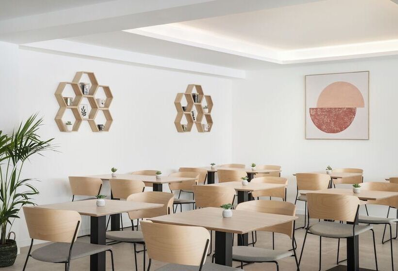 Aparthotel Marina Drach