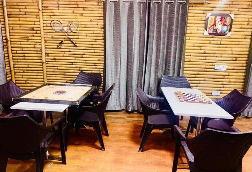 Bamboo Junction Resort   Kanatal, Valley & Mountain View