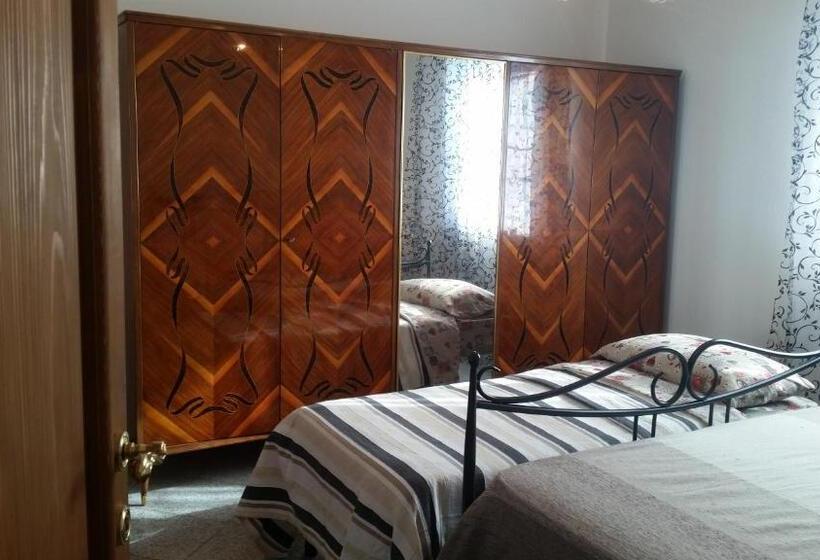 تختخواب و صبحانه La Casetta Di Badolo