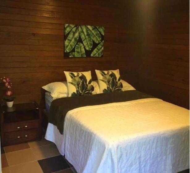 تختخواب و صبحانه La Nube Eco