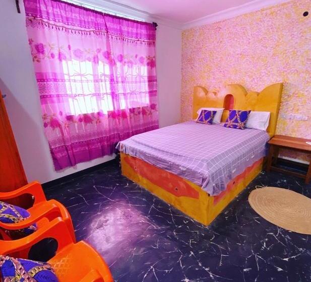 住宿加早餐 Ndiro Beach House Kendwa