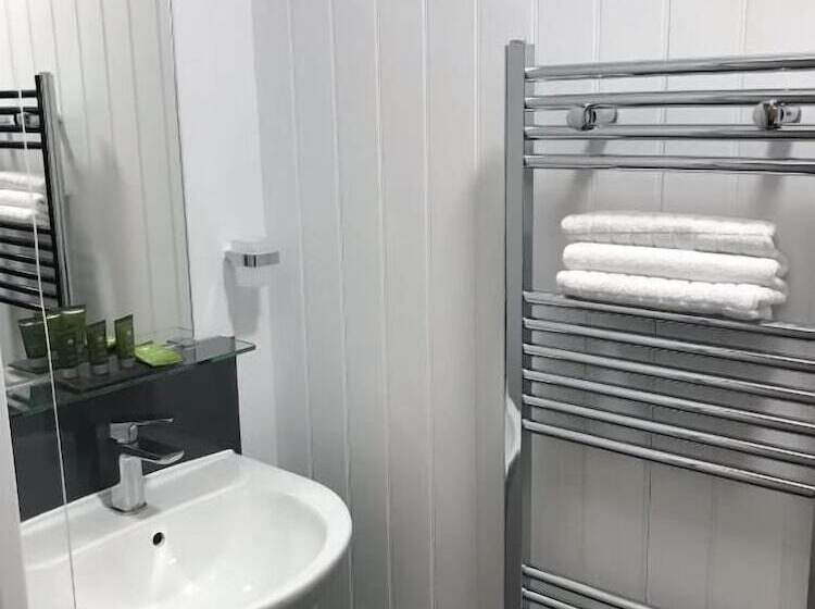 ベッドアンドブレックファースト The Bugle