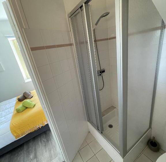 ベッドアンドブレックファースト Treas Glaz