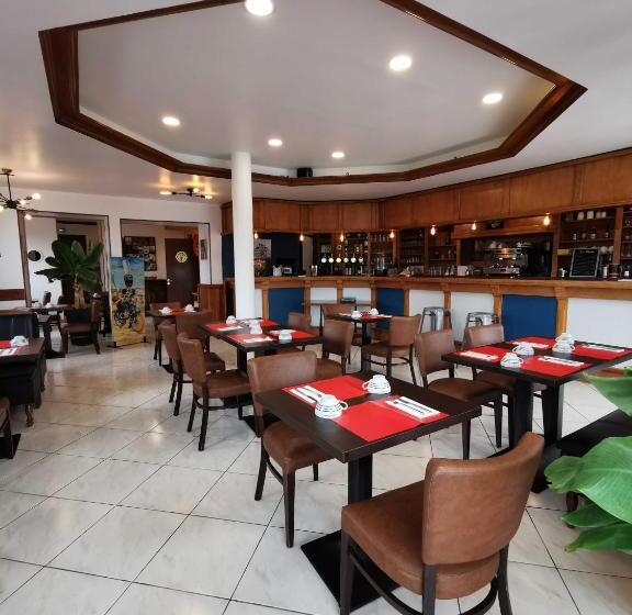 ベッドアンドブレックファースト Treas Glaz