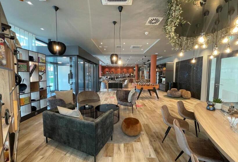 酒店 Adagio Access Stuttgart Airport Messe