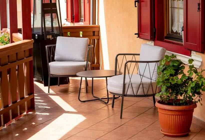 호텔 Albergo Dolomiti