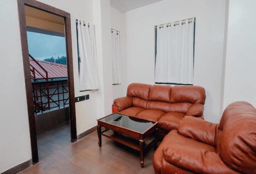 فندق Aparupa Ambience