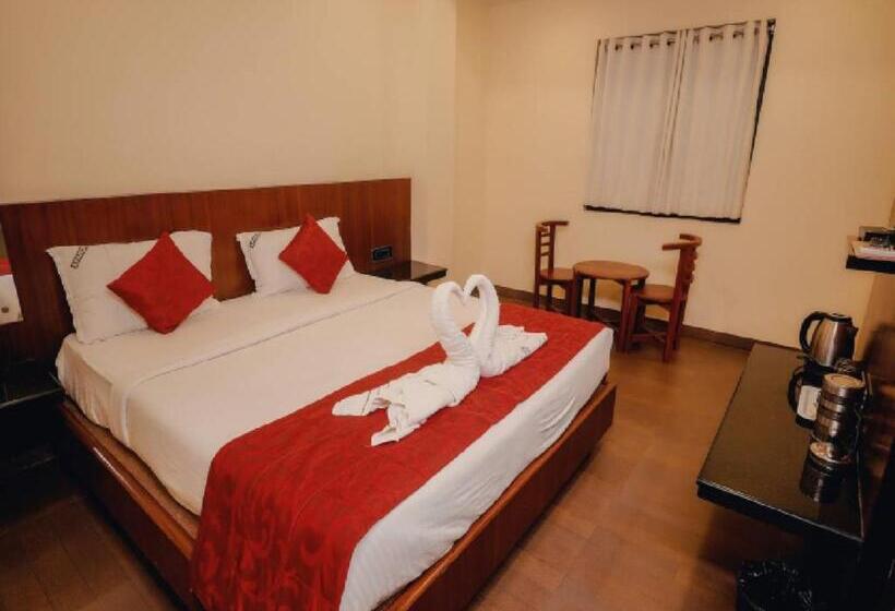 فندق Aparupa Ambience