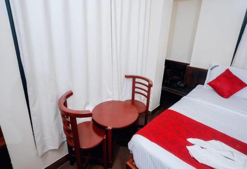 فندق Aparupa Ambience