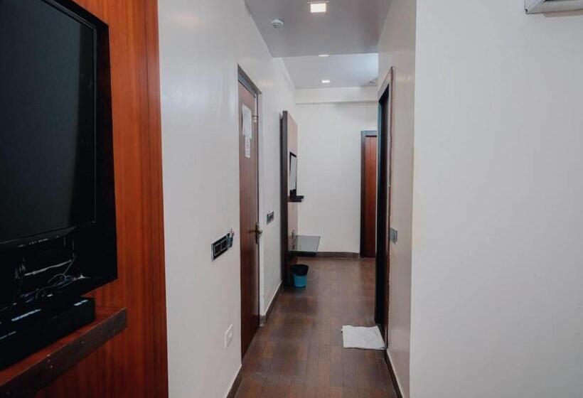 فندق Aparupa Ambience