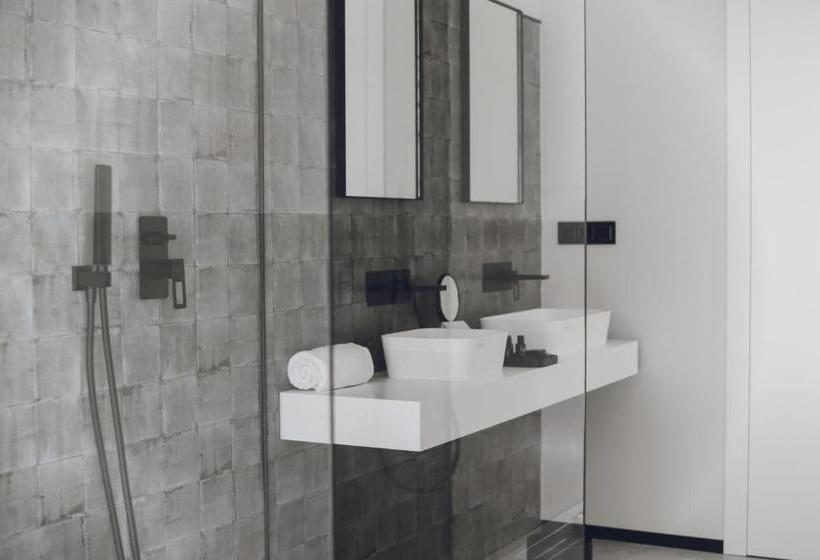 Atmos Hotel Boutique