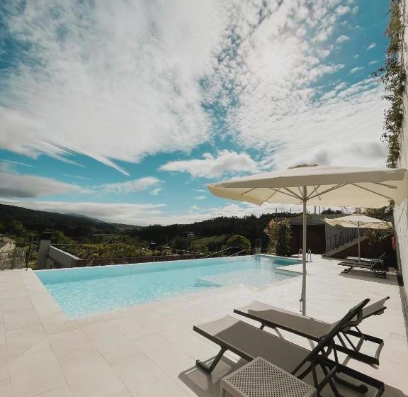 Atmos Hotel Boutique