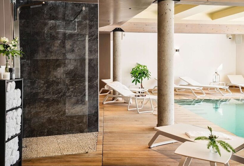 Best Western Premier Hotel De La Cite Royale