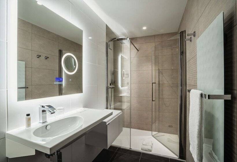 Best Western Premier Hotel De La Cite Royale