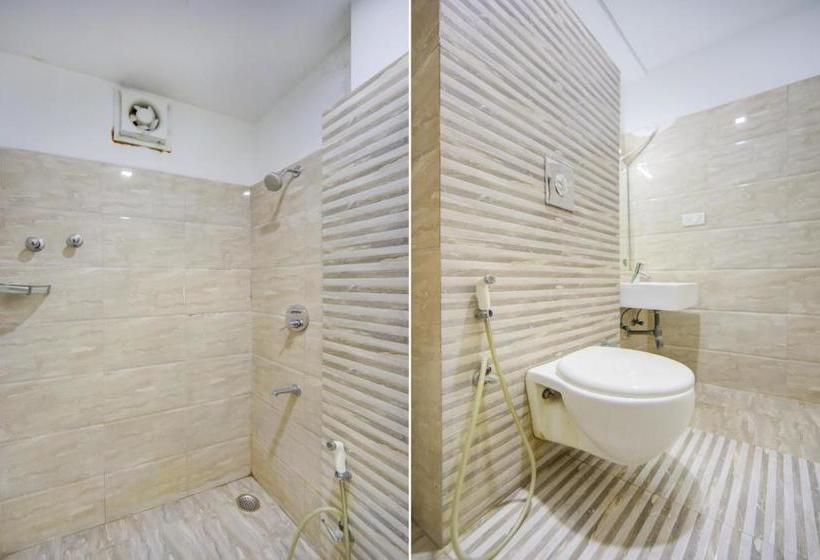 Отель Capital O 78164 Akshaya Business