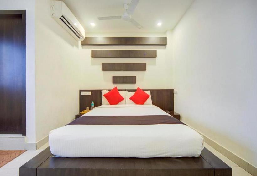 ホテル Capital O 78164 Akshaya Business