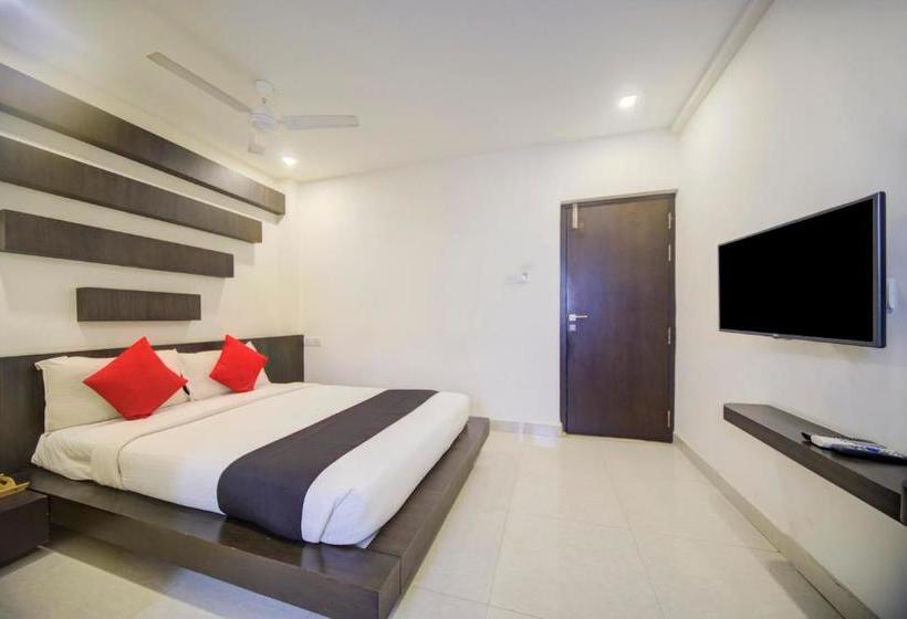 ホテル Capital O 78164 Akshaya Business