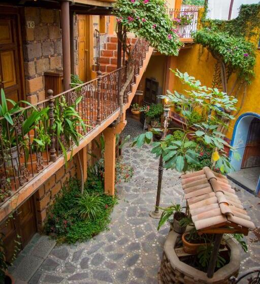 בית מלון כפרי Casamia