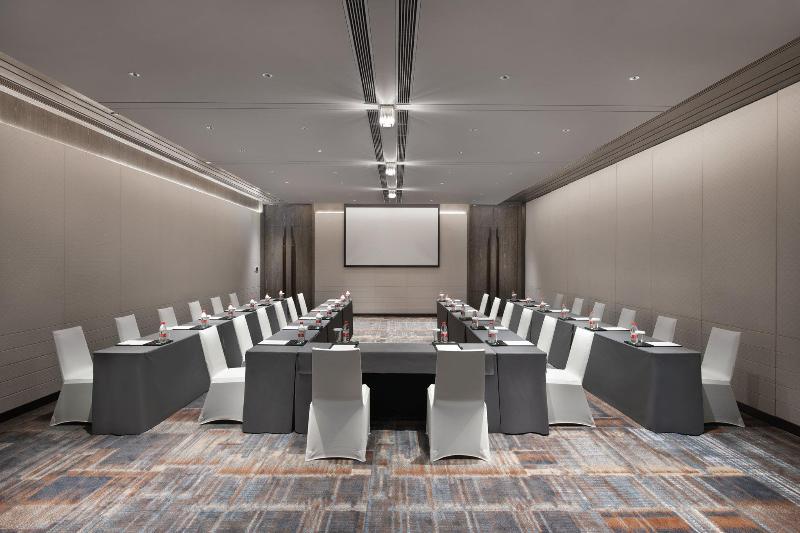 Отель Crowne Plaza Wuhan Optics Valley, An Ihg