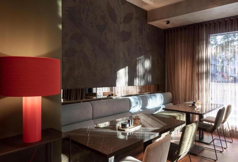 Отель Emilu Design