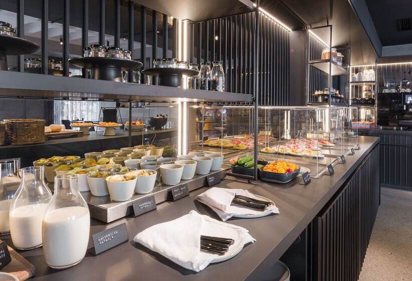 Отель Emilu Design