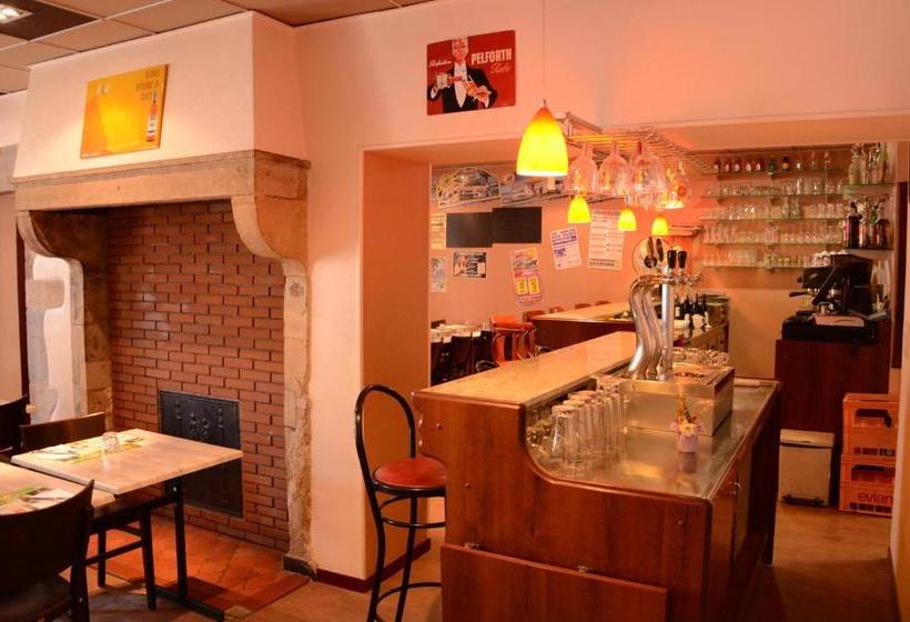 ホテル Hôtel De Bourgogne