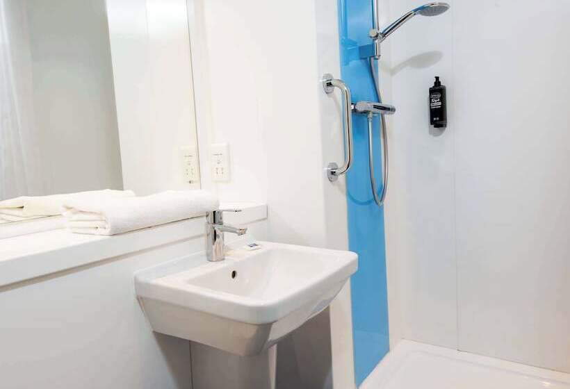 فندق Ibis Budget London Bromley Town Centre