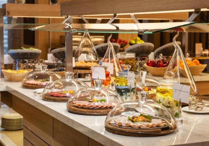 Отель Intercontinental Baku, An Ihg