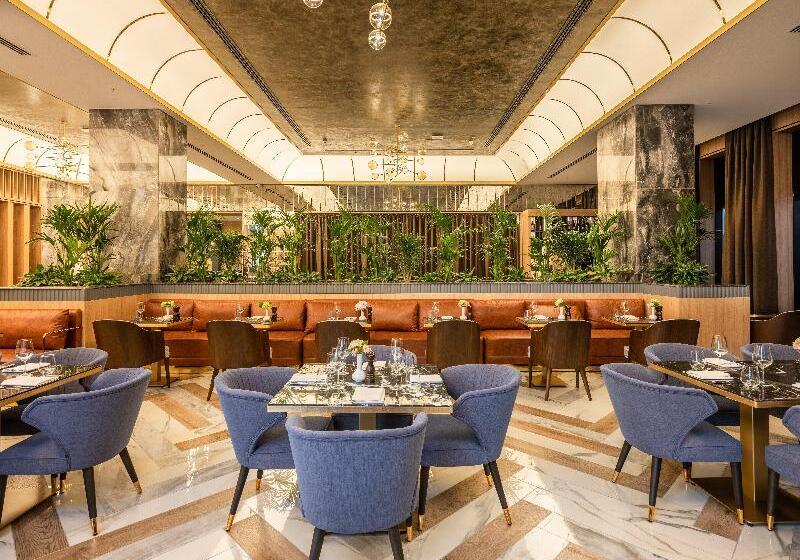 Отель Intercontinental Baku, An Ihg