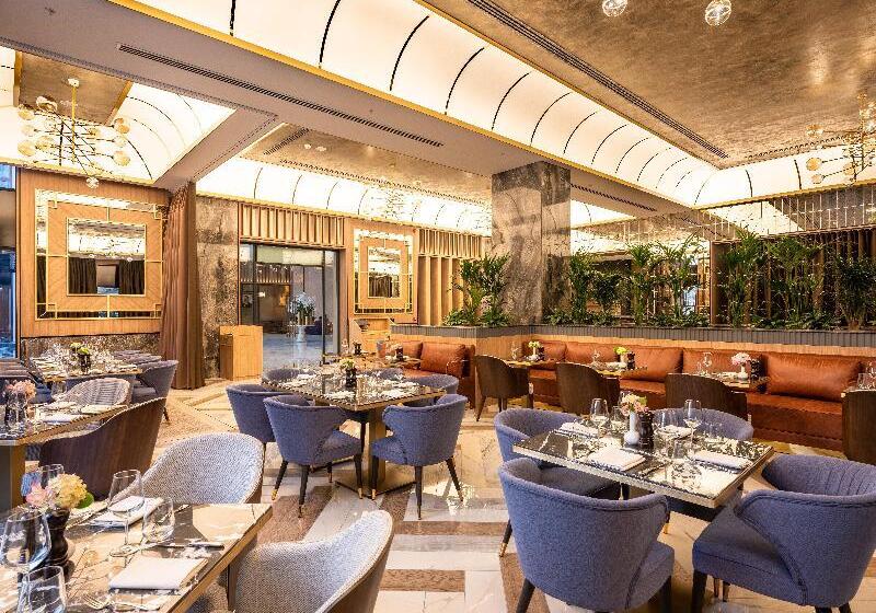 Отель Intercontinental Baku, An Ihg