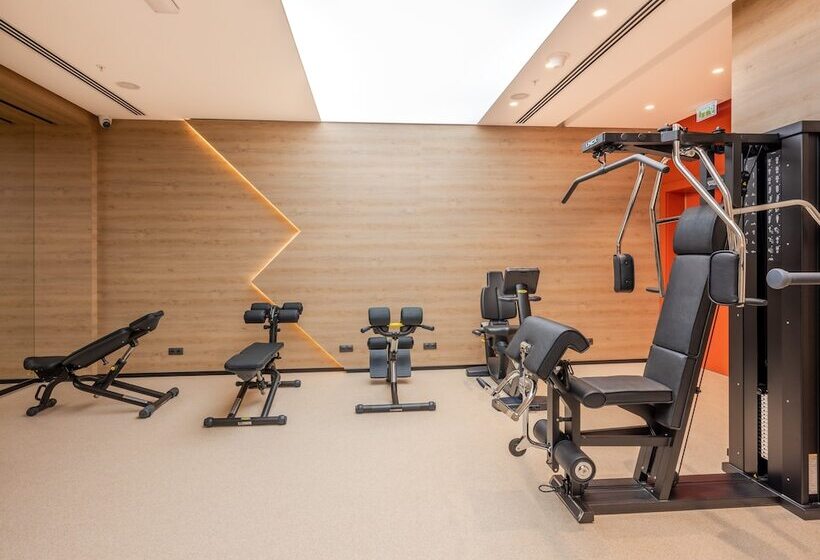 Отель Intercontinental Baku, An Ihg