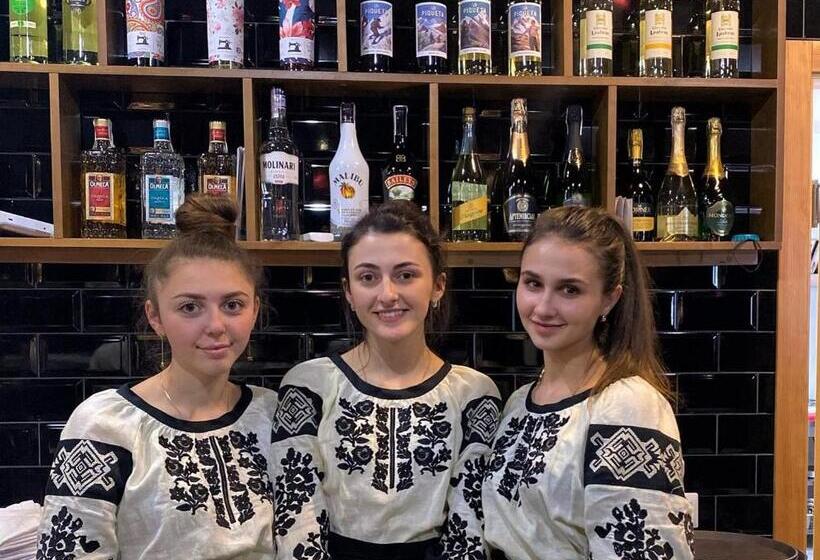 בית מלון כפרי Kolochava Eco Resort