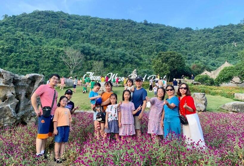 Lotus Hotel Ninh Bình