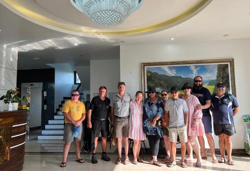 Lotus Hotel Ninh Bình