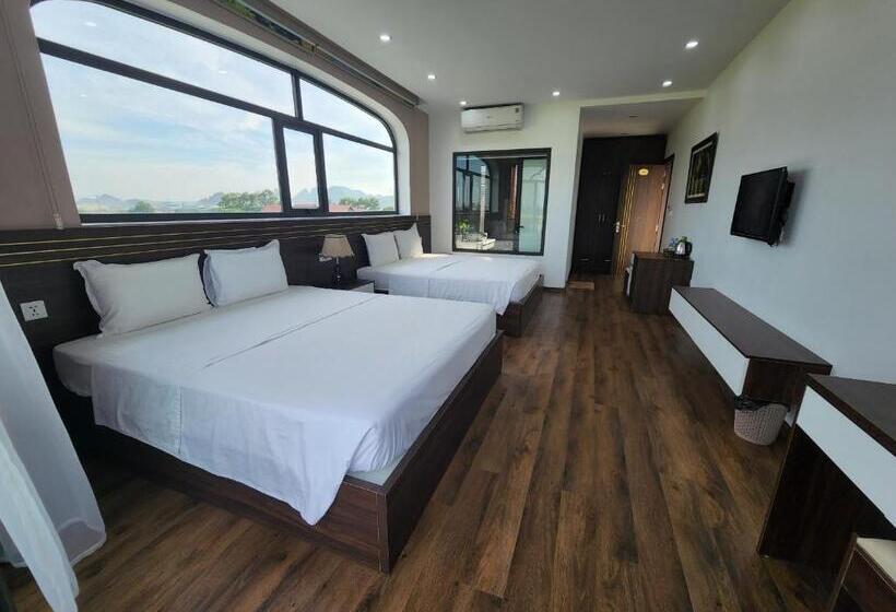 Lotus Hotel Ninh Bình