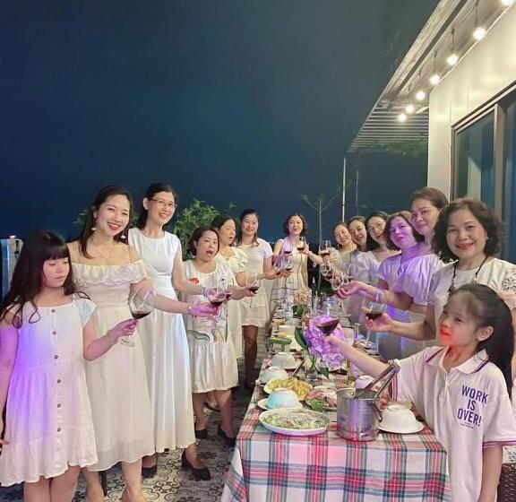 Lotus Hotel Ninh Bình