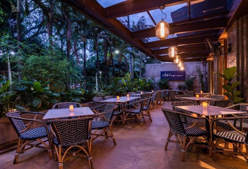 Отель Marquee Medellín