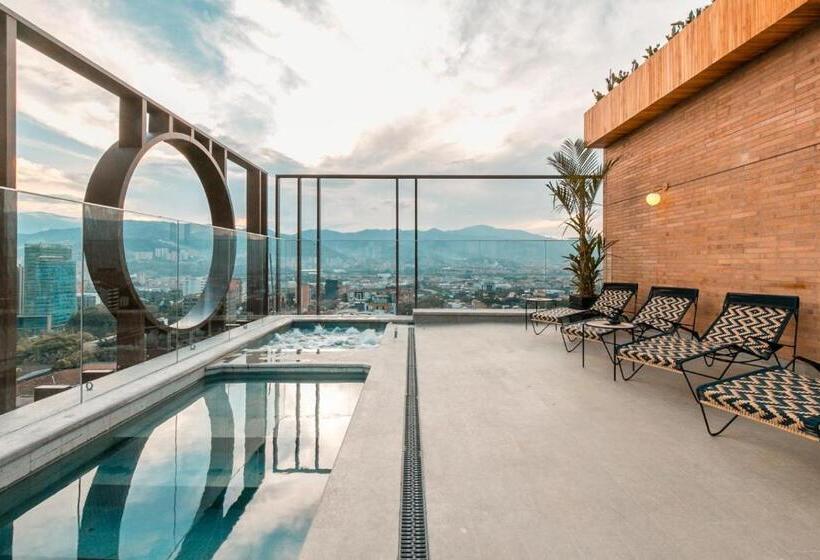 Отель Marquee Medellín