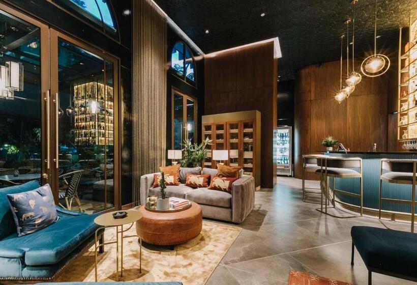 Отель Marquee Medellín