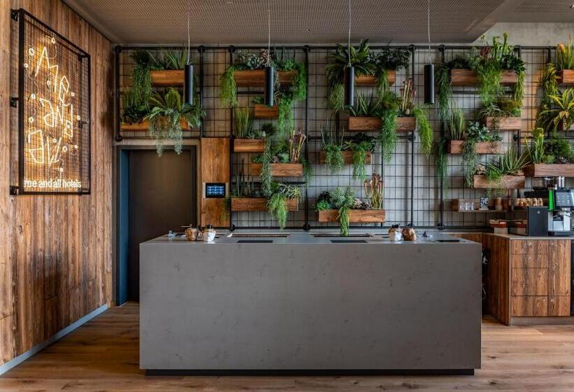 Me And All Hotel Ulm, By Hyatt