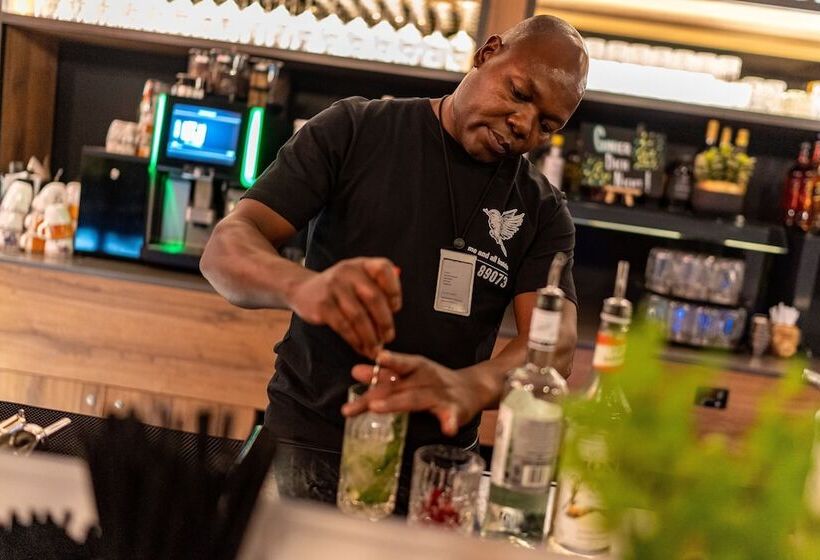 Me And All Hotel Ulm, By Hyatt