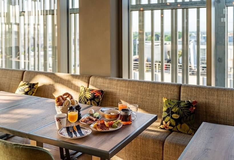 Me And All Hotel Ulm, By Hyatt